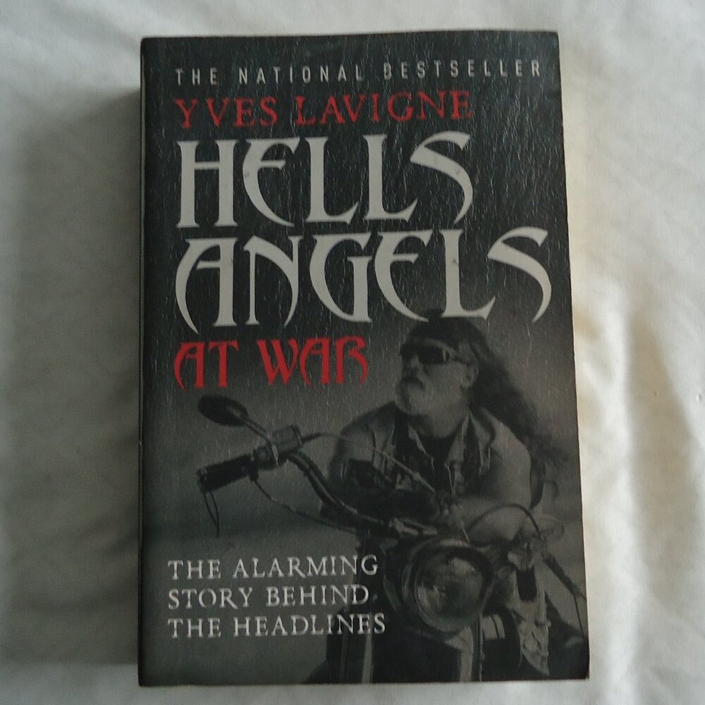 2 Hells Angels Books (Hells Angels At War & No Angel)